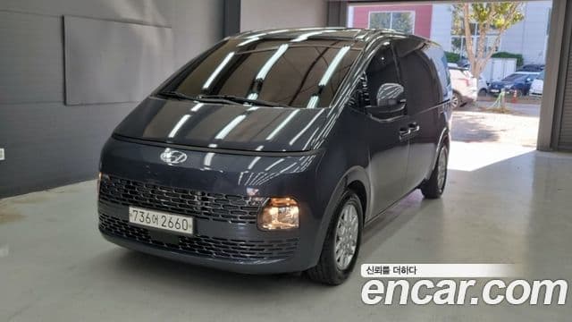 Hyundai Staria Modern, 2022 1