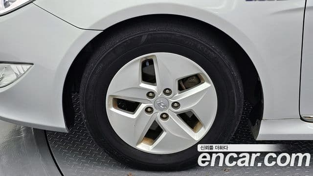 Hyundai Sonata гибрид Premier, 2012 все фото