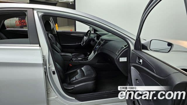 Hyundai Sonata гибрид Premier, 2012 11