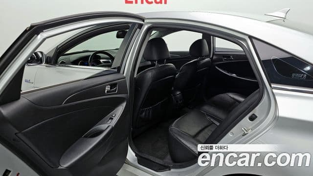 Hyundai Sonata гибрид Premier, 2012 12