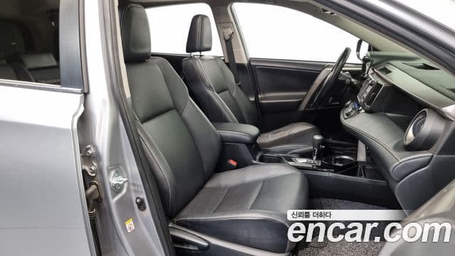 Toyota RAV4 4세대, 2018 10