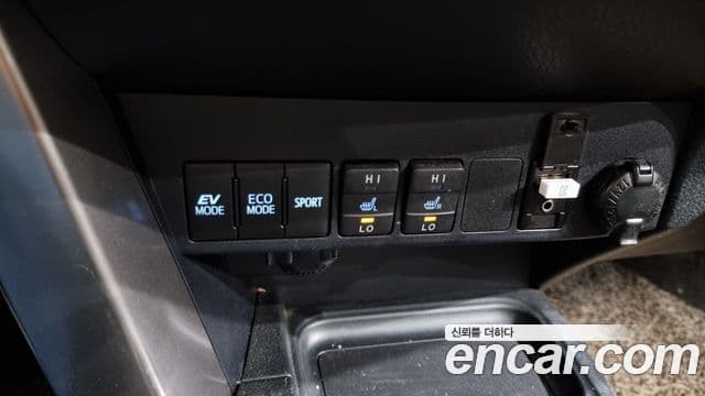 Toyota RAV4 4세대, 2018 18