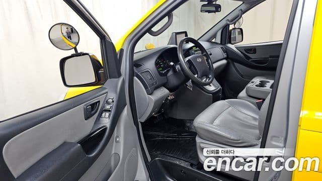 Hyundai Grand Starex детский перевозочный автомобиль, 2015 10