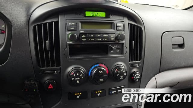 Hyundai Grand Starex детский перевозочный автомобиль, 2015 18