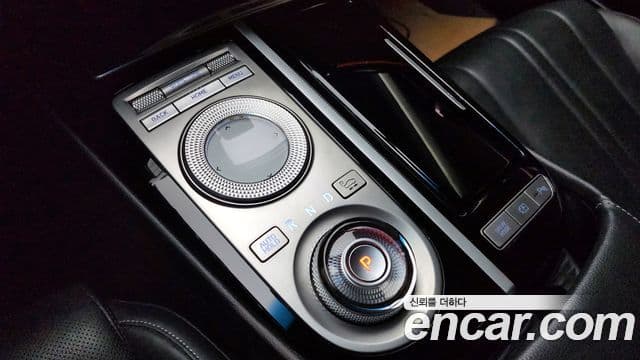 Genesis G80 (RG3) бензин 2.5 турбо AWD, 2021 9