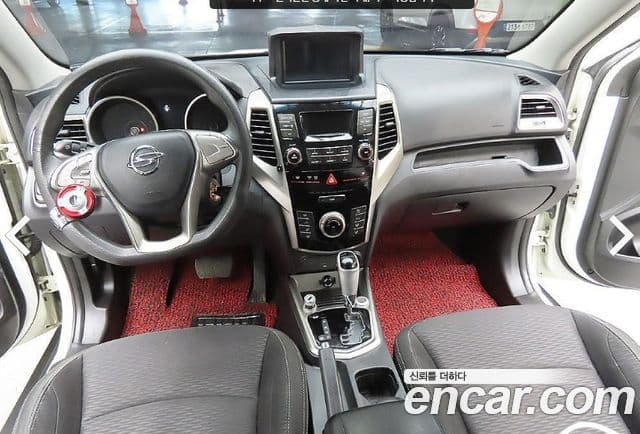 KG모빌리티(SsangYong) Tivoli TX 2WD, 2017 10