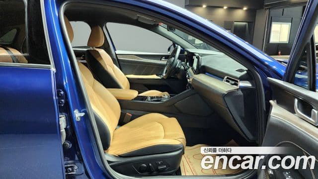 Kia K5 3세대 Signature, 2023 10