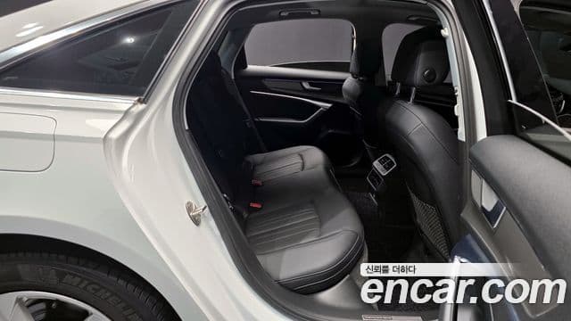 Audi A6 (C8), 2021 12