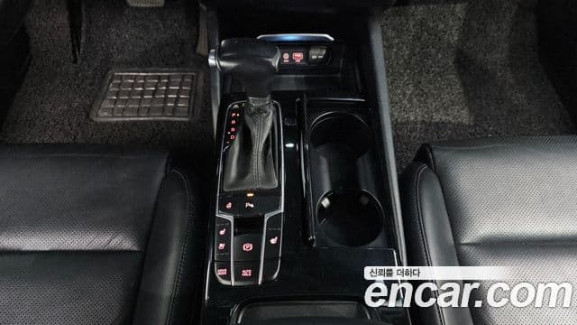 Kia All New K7 Prestige, 2016 9
