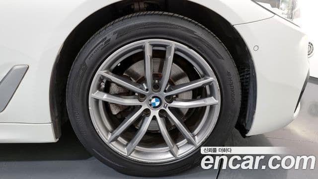 BMW 5시리즈 (G30) 520i M Sport, 2020 все фото