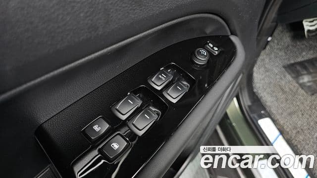 KG모빌리티(SsangYong) Musso Sport 칸 (Q250) Prestige, 2025 13