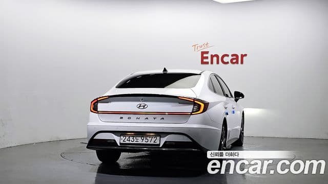 Hyundai Sonata гибрид (DN8) Inspiration, 2022 4