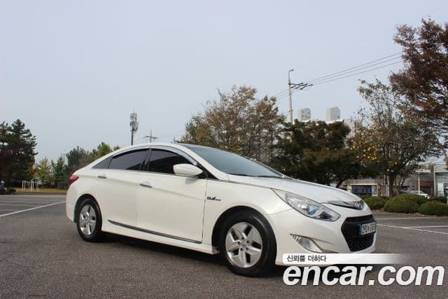 Hyundai Sonata гибрид Premier, 2012 3
