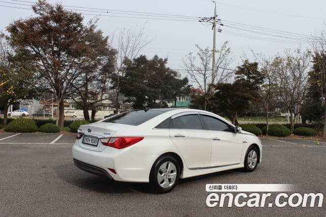 Hyundai Sonata гибрид Premier, 2012 6