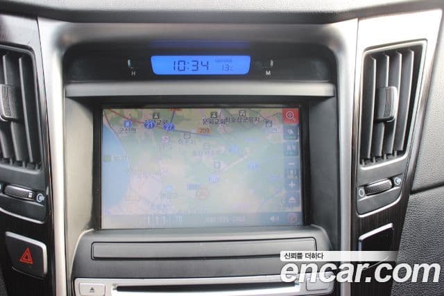 Hyundai Sonata гибрид Premier, 2012 10