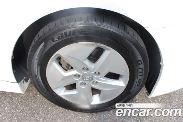 Hyundai Sonata гибрид Premier, 2012 17