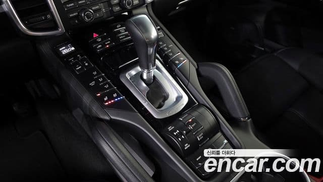 Porsche New Cayenne 958, 2015 9