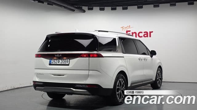 Kia Carnival 4세대 Signature, 2022 2