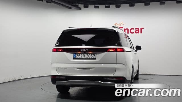 Kia Carnival 4세대 Signature, 2022 4