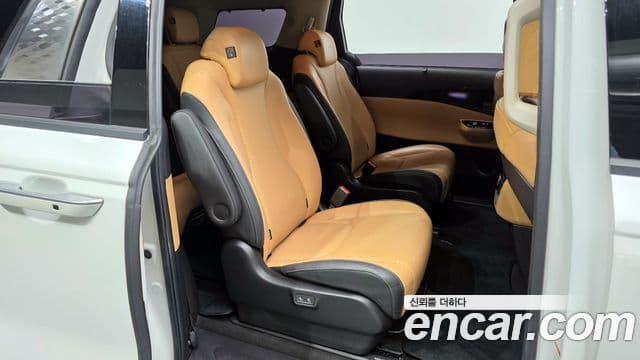 Kia Carnival 4세대 Signature, 2022 12