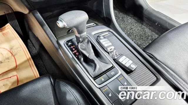 Kia K5 2세대 Prestige, 2016 11
