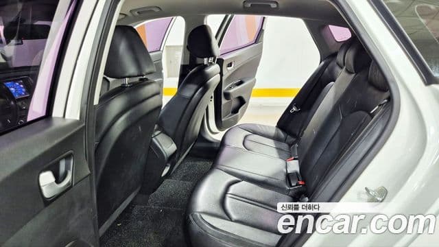 Kia K5 2세대 Prestige, 2016 13