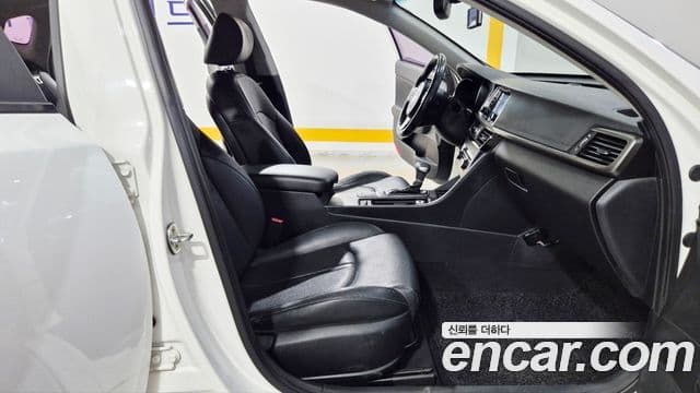 Kia K5 2세대 Prestige, 2016 15