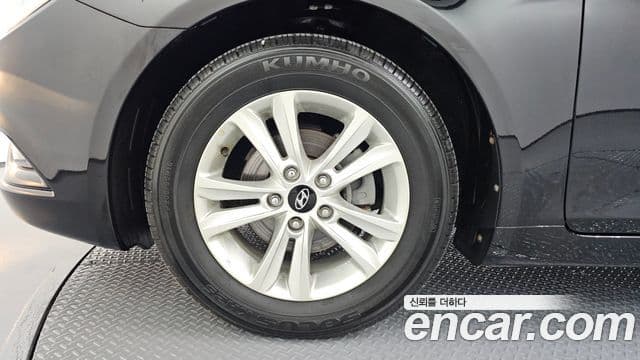 Hyundai YF Sonata люксовая версия, 2010 все фото