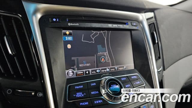 Hyundai YF Sonata люксовая версия, 2010 18