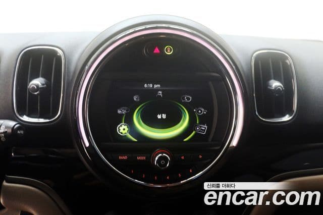 Mini Cooper D Countryman 2세대, 2017 16