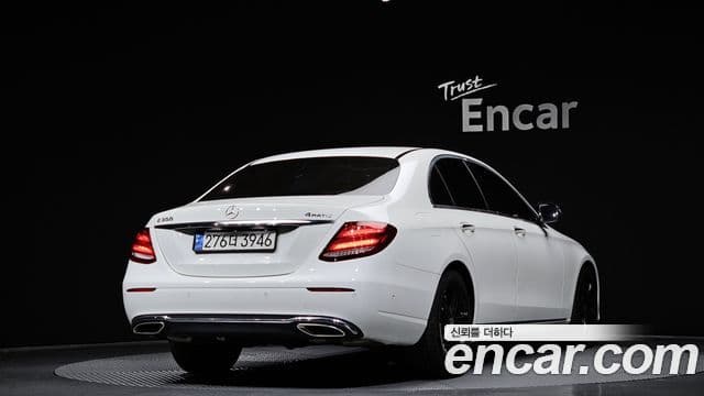 Mercedes-Benz E-класс W213 Avantgarde, 2018 2