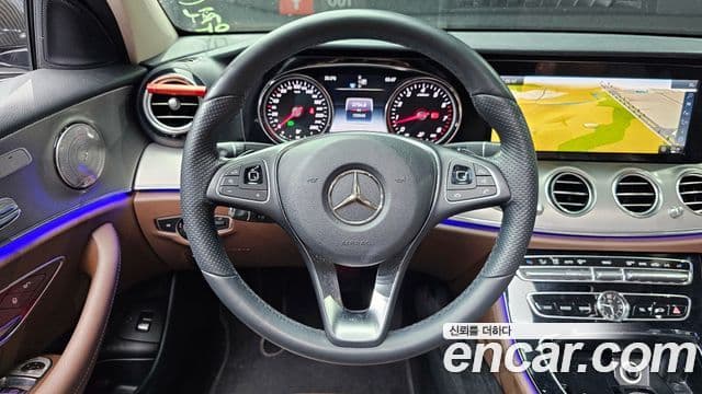 Mercedes-Benz E-класс W213 Avantgarde, 2018 13