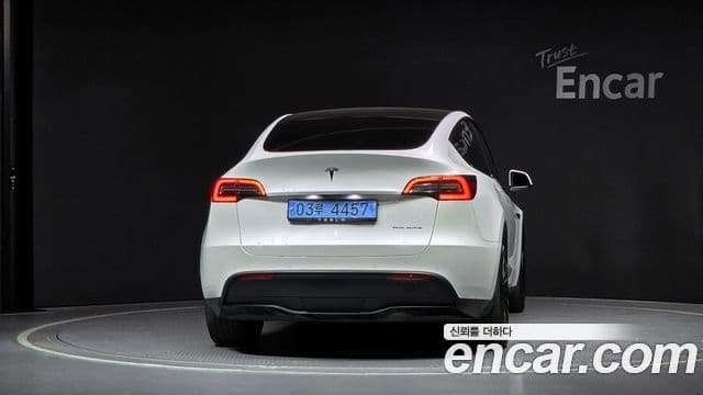 Tesla модель Y Long Range AWD, 2022 4