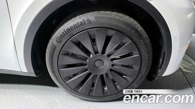 Tesla модель Y Long Range AWD, 2022 все фото