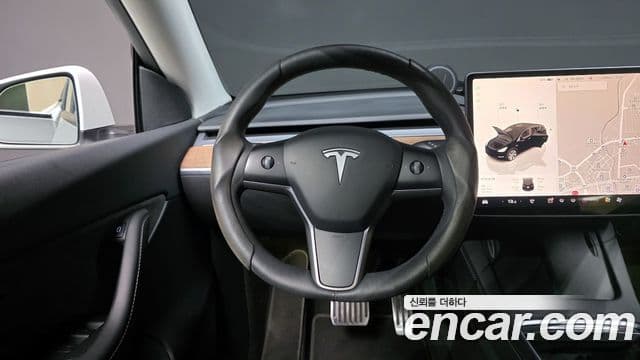 Tesla модель Y Long Range AWD, 2022 13