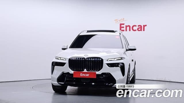 BMW X7 (G07) xDrive 40i M Sport 6인승, 2023 3