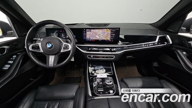 BMW X7 (G07) xDrive 40i M Sport 6인승, 2023 7