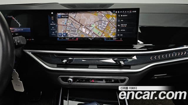 BMW X7 (G07) xDrive 40i M Sport 6인승, 2023 14