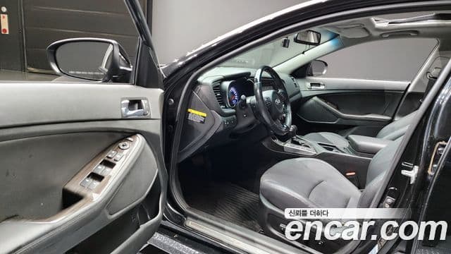 Kia The / новый New K5 Noblesse, 2014 11