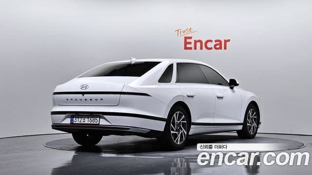 Hyundai Grandeur гибрид (GN7) Premium, 2023 2