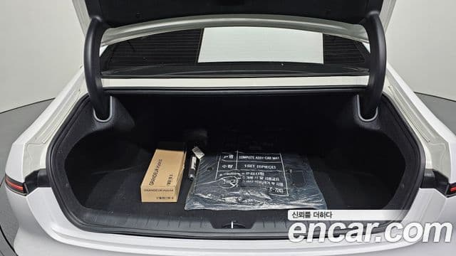 Hyundai Grandeur гибрид (GN7) Premium, 2023 20