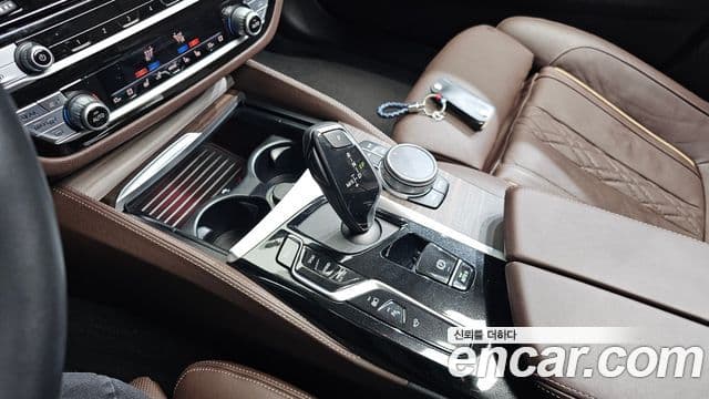 BMW 5시리즈 (G30) Luxury, 2022 9