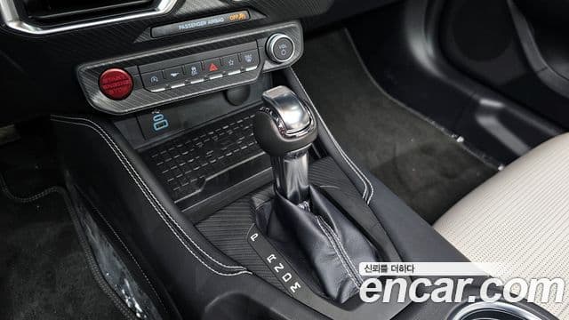 Ford Mustang 7세대 2.3 EcoBoost Premium кабриолет, 2024 9