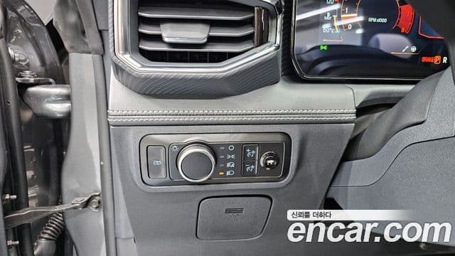 Ford Mustang 7세대 2.3 EcoBoost Premium кабриолет, 2024 17