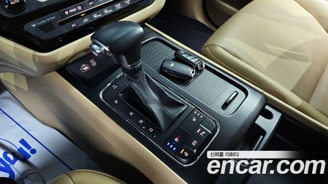 Kia All New Carnival Luxury, 2018 9