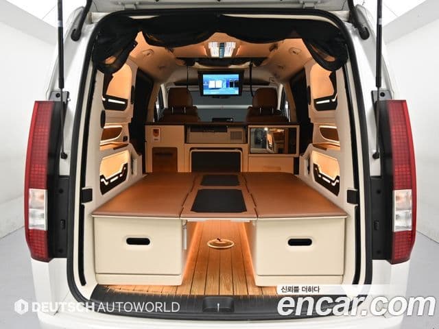 Hyundai Staria компания по спецнадстройкам, 2023 20