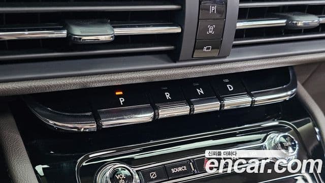 Lincoln Corsair 2.0 Reserve AWD, 2021 9