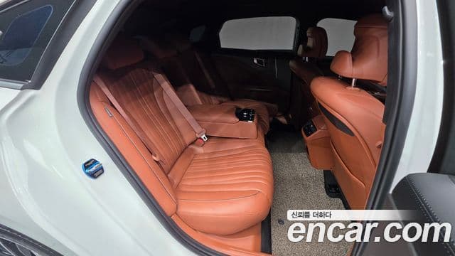 Kia The / новый New K8 гибрид Signature, 2025 19