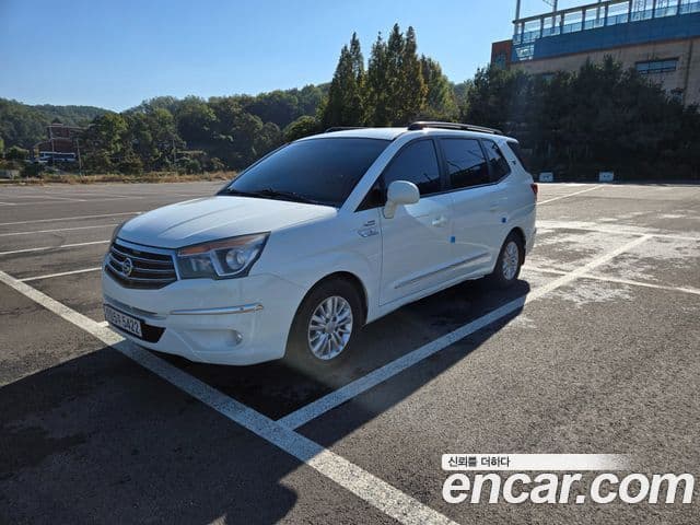 KG모빌리티(SsangYong) Korando 투리스모 4WD GT 11인승, 2014 1