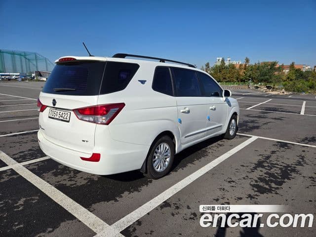 KG모빌리티(SsangYong) Korando 투리스모 4WD GT 11인승, 2014 6